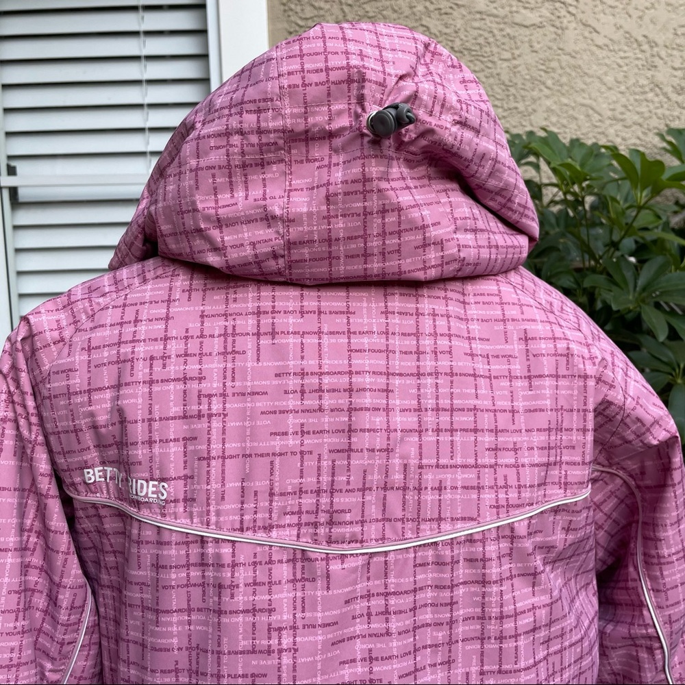 Light pink/gray Betty Rides snow jacket - Picture 7 of 12